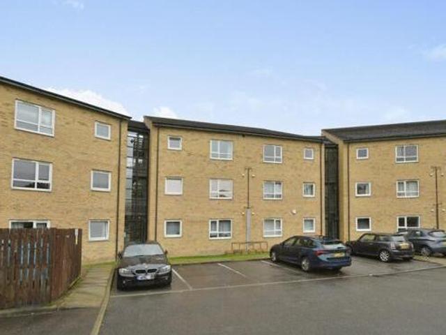 House for sale in Norfolk Park, South Yorkshire