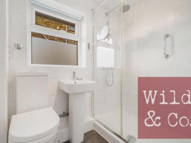 House for sale in Georgia, Greater Manchester