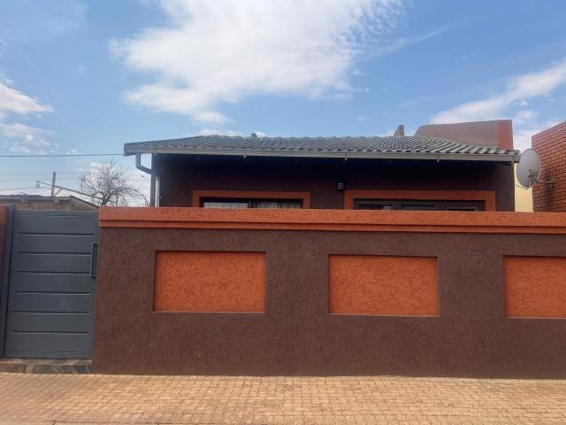 House for sale in Tembisa, Gauteng