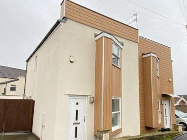 House for sale in Feckenham, City Of Bristol