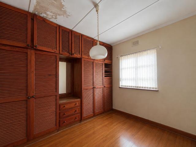 House for sale in Vredehoek, Cape Town