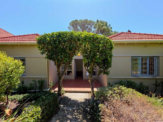 House for sale in Cape Town, Western Cape
