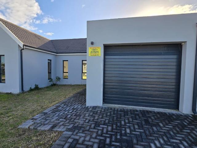 House for sale in Beachview, Eastern Cape