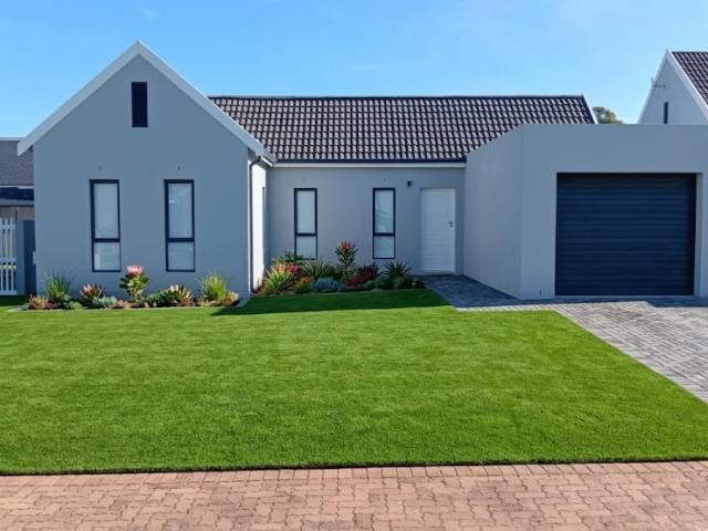 House for sale in Beachview, Eastern Cape