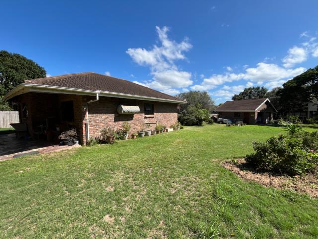 House for sale in Bushmans River Mouth, Eastern Cape