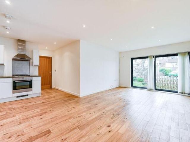 House for sale in Greater London