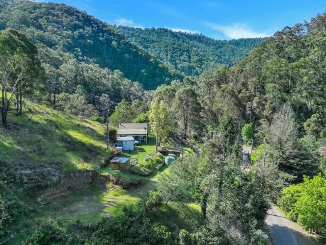 House for sale in Gaffneys Creek, Shire of Mansfield