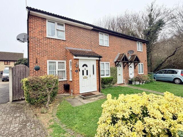 House for sale in Badgers Dene, Grays
