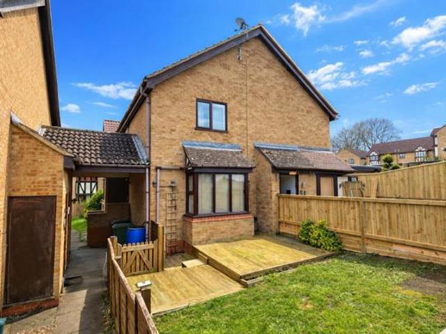 House for sale in Bourne End, Pouchen End