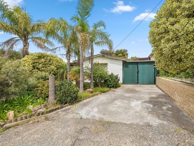House for sale in Huntfield Heights, Adelaide