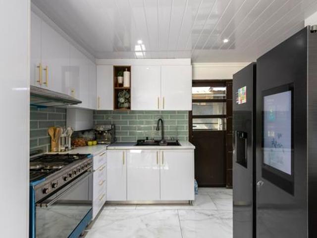House for sale in Cape Town, Western Cape