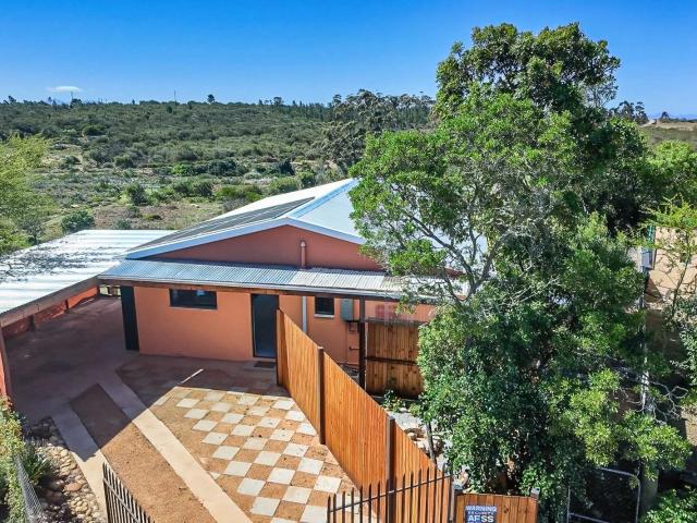 House for sale in Groot Brak Rivier, Western Cape