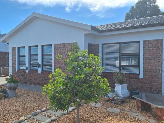 House for sale in Groot Brak Rivier, Western Cape