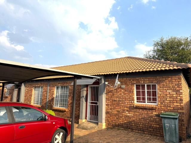 House for sale in Waterkloof, Gauteng