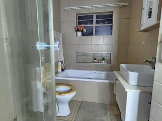 House for rent in Waterkloof, Gauteng