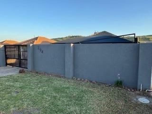 House for rent in Waterkloof, Gauteng