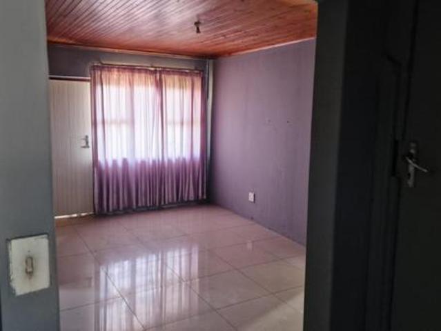 House for rent in Seaview, Kwazulu-natal