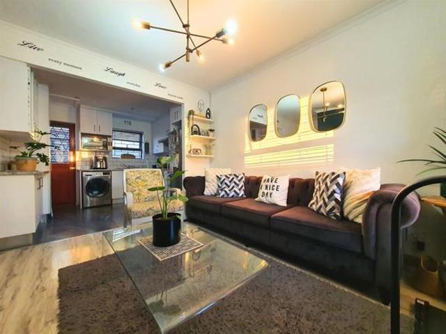 House for sale in Cape Town, Western Cape