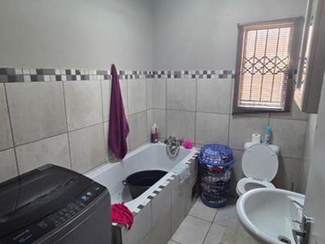 House for sale in Frances Baard, Northern Cape