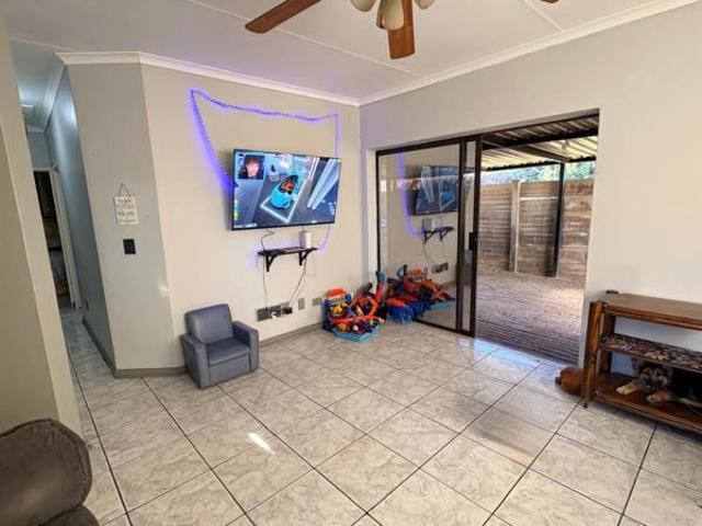 House for sale in Frances Baard, Northern Cape