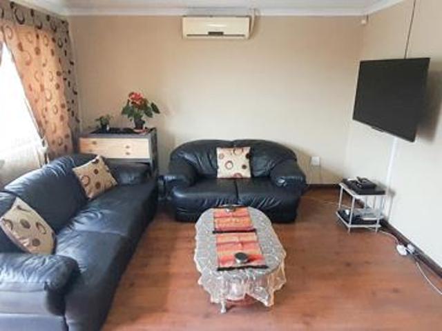 House for sale in Cape Town, Western Cape