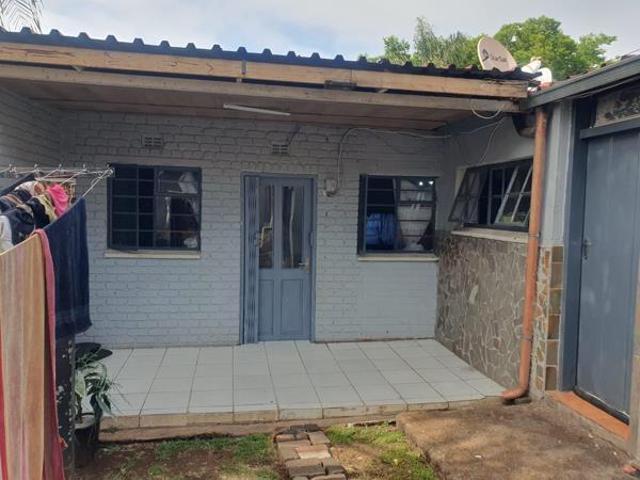House for rent in Vosloorus, Gauteng