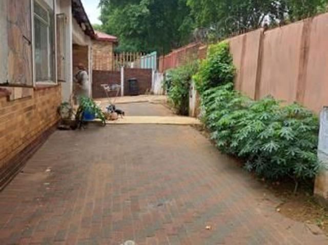 House for rent in Vosloorus, Gauteng