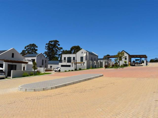 House for sale in Groot Brak Rivier, Western Cape