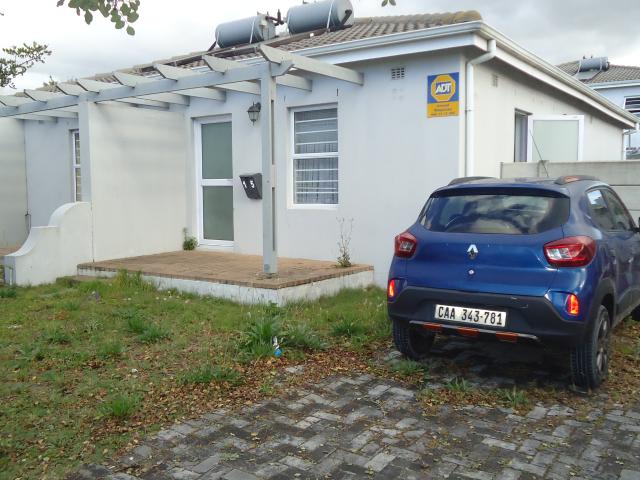 House for sale in Blue Downs, City of Cape Town