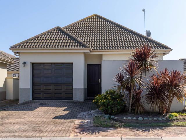 House for sale in Groot Brak Rivier, Western Cape