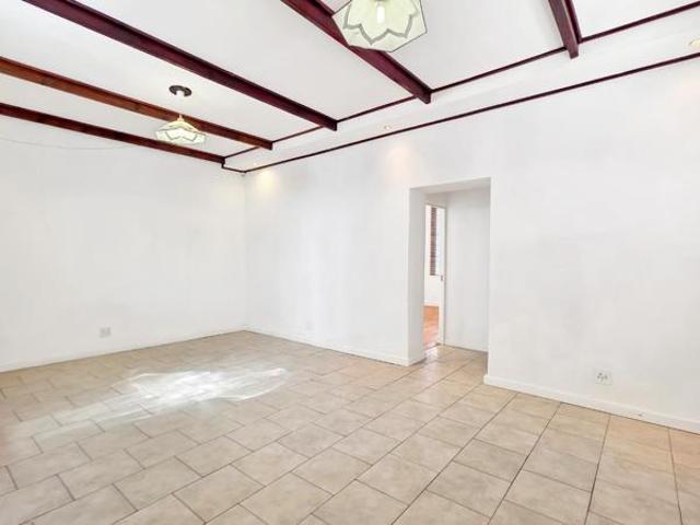 House for sale in Cape Town, Western Cape