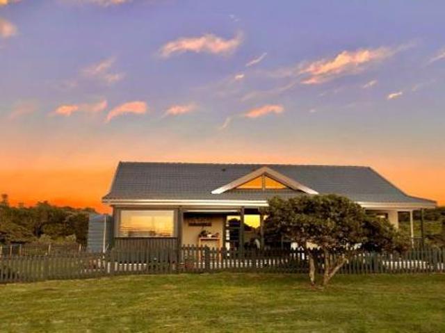 House for sale in Bushmans River Mouth, Eastern Cape