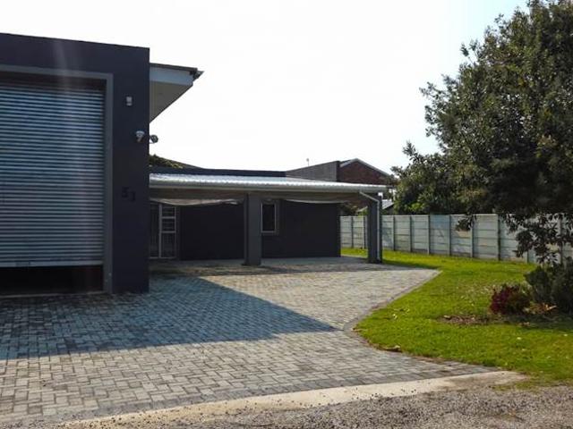 House for sale in Bushmans River Mouth, Eastern Cape