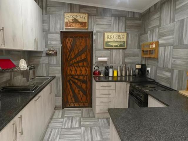 House for sale in Bushmans River Mouth, Eastern Cape