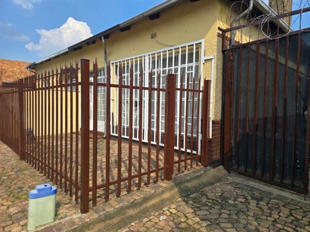 House for rent in Jansenpark, City of Ekurhuleni Metropolitan Municipality