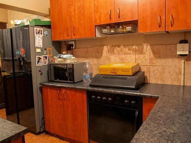 House for sale in Cape Town, Western Cape