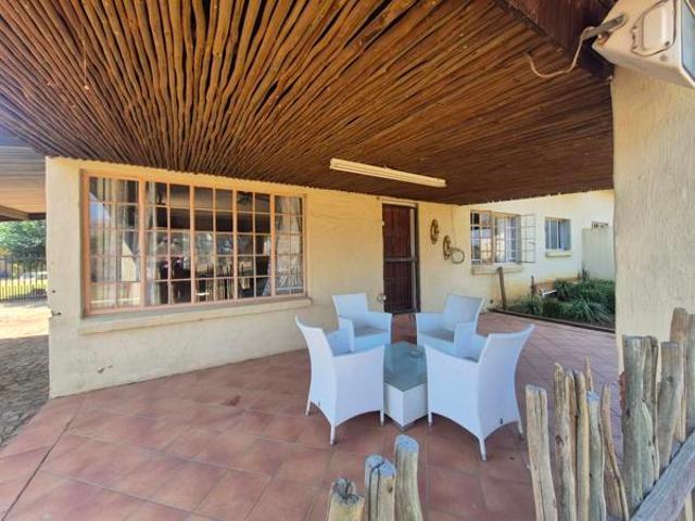 House for rent in Waterkloof, Gauteng