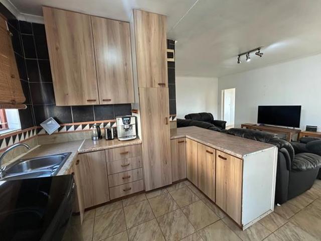 House for rent in Seaview, Kwazulu-natal