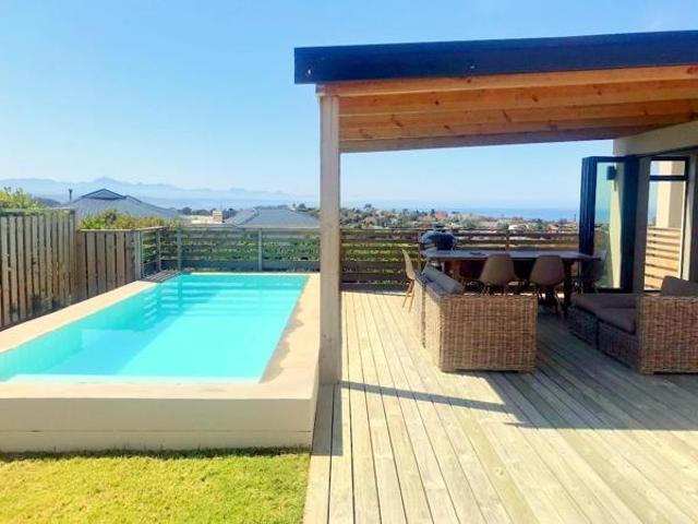 House for rent in Groot Brak Rivier, Western Cape