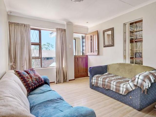 House for sale in Port Elizabeth, Eastern Cape