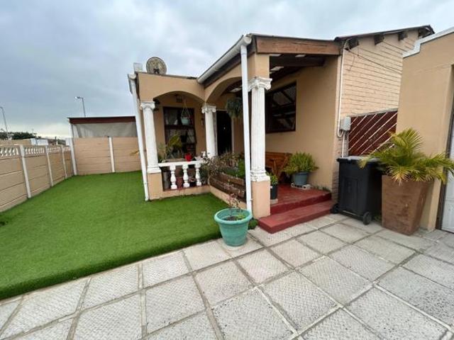 House for sale in Cape Town, Western Cape