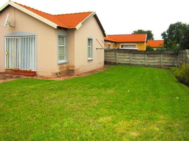 House for sale in Hartbeespoort Dam Nature Reserve, North West