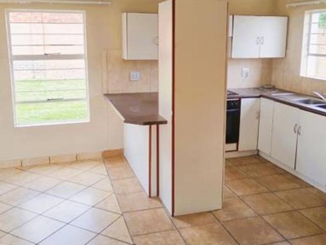 House for sale in Hartbeespoort Dam Nature Reserve, North West