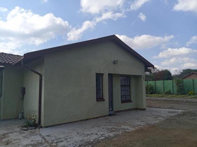 House for sale in Hartbeespoort Dam Nature Reserve, North West