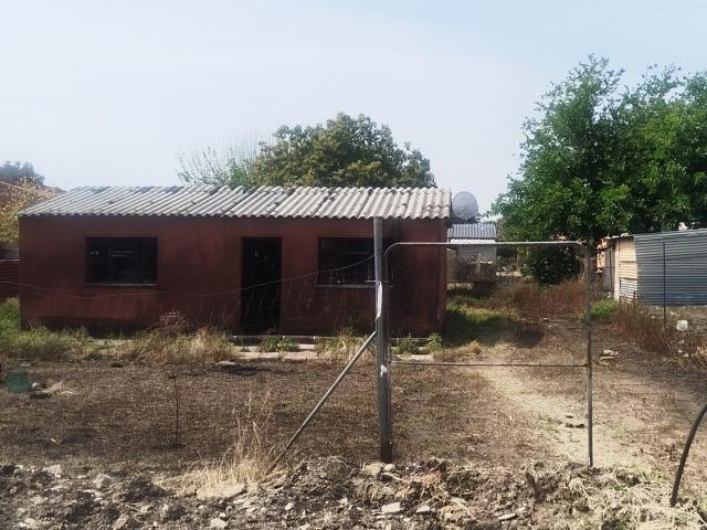 House for sale in Hartbeespoort Dam Nature Reserve, North West