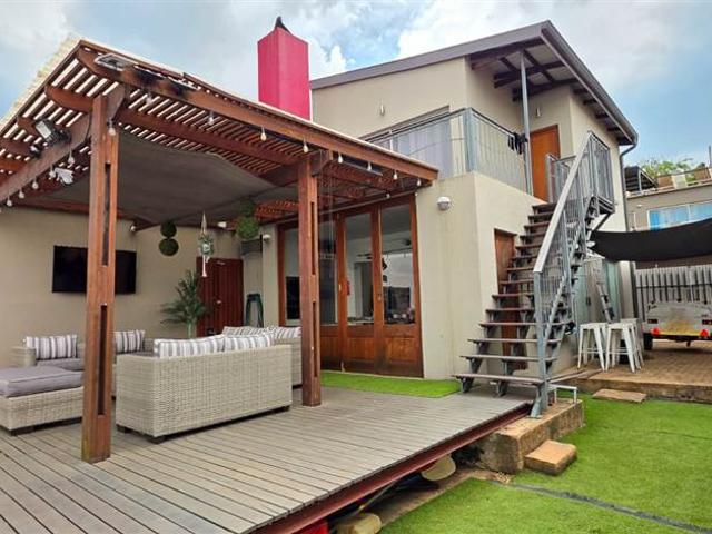 House for sale in Waterkloof, Gauteng