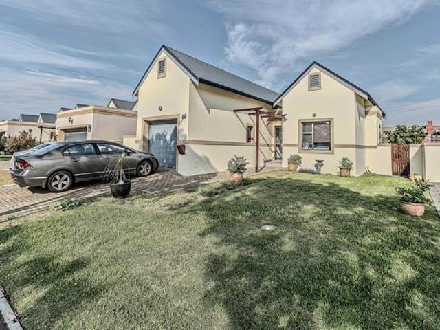 House for sale in Cape Town, Western Cape