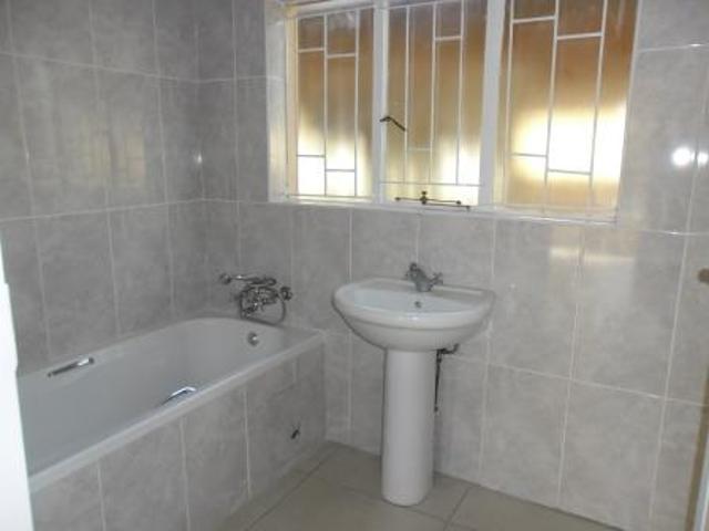 House for rent in Vosloorus, Gauteng