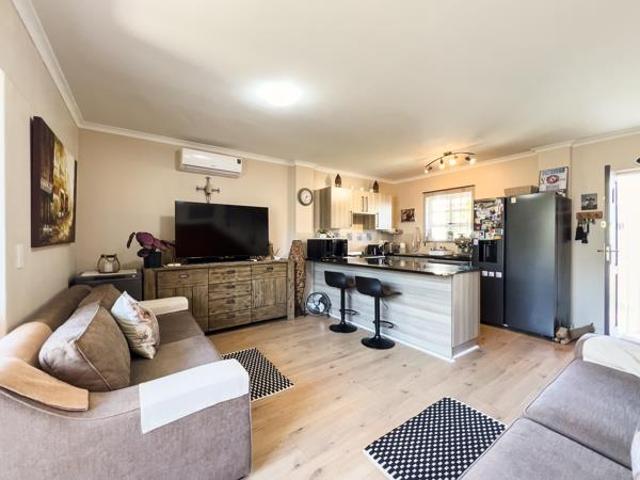 House for sale in Durbanville, Western Cape