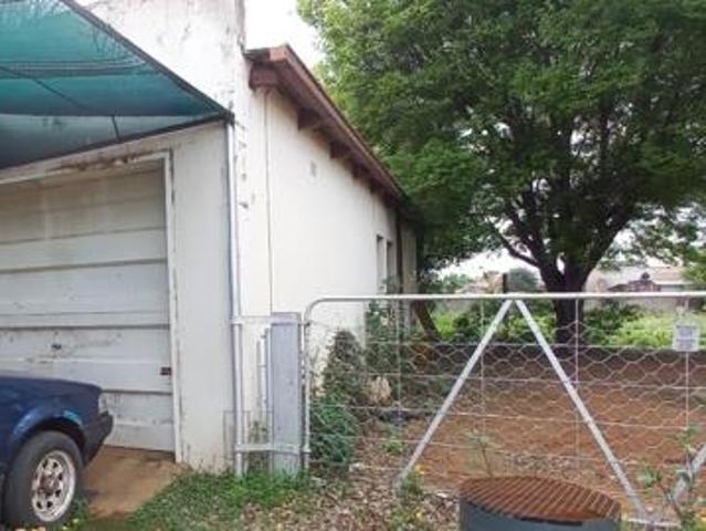 House for sale in Klerksdorp, Matlosana Local Municipality